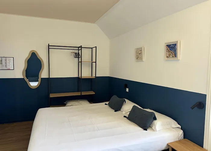 De La Poste - 호텔 2*